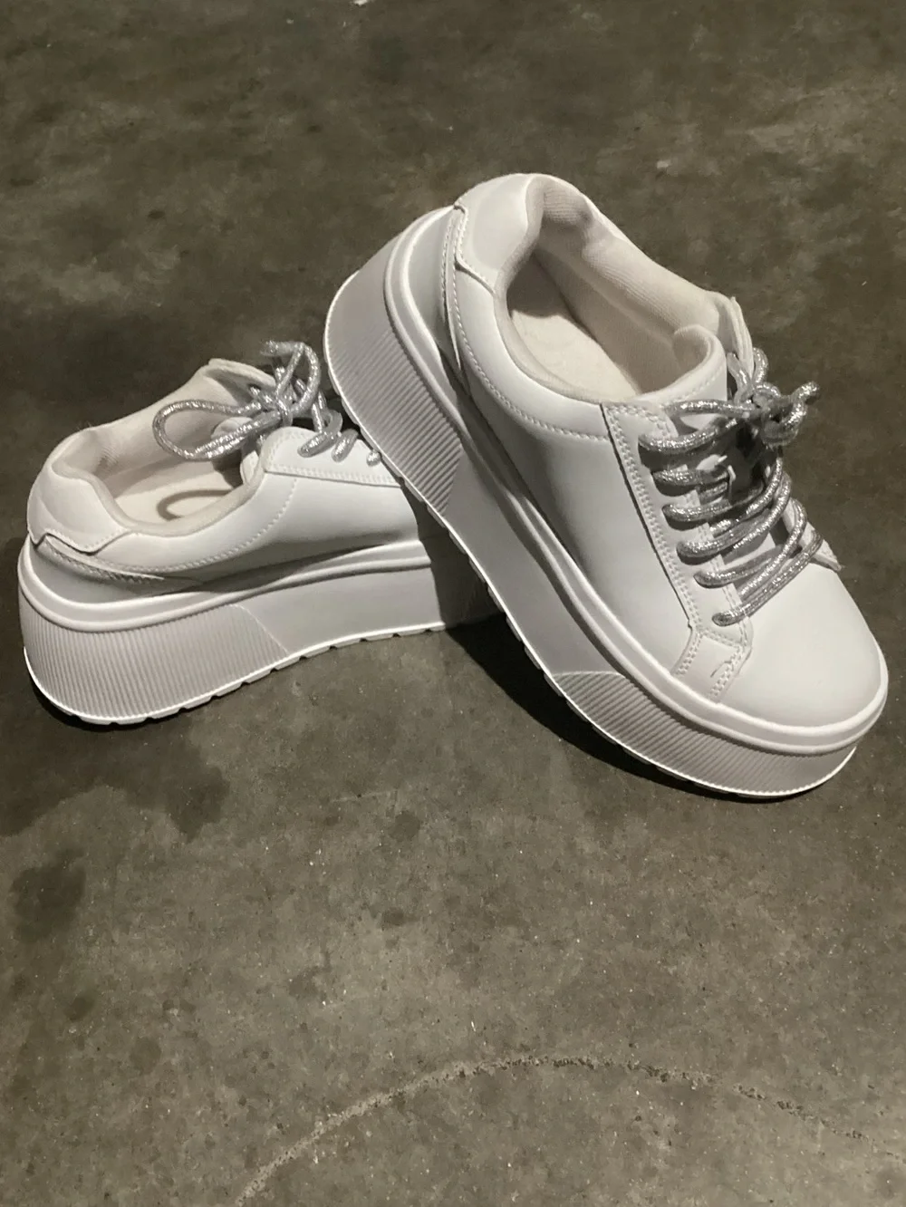 No Boundaries Woman’s Platform White Sneakers with Silver Accents